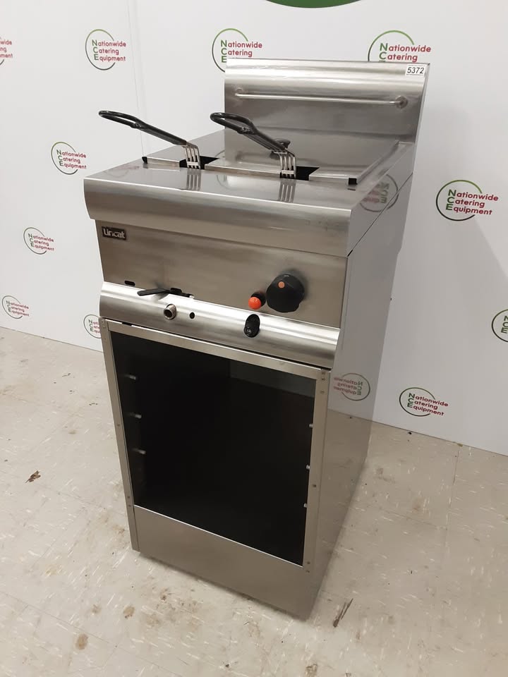 Lincat Silverlink Freestanding Natural Gas Fryer (5372)