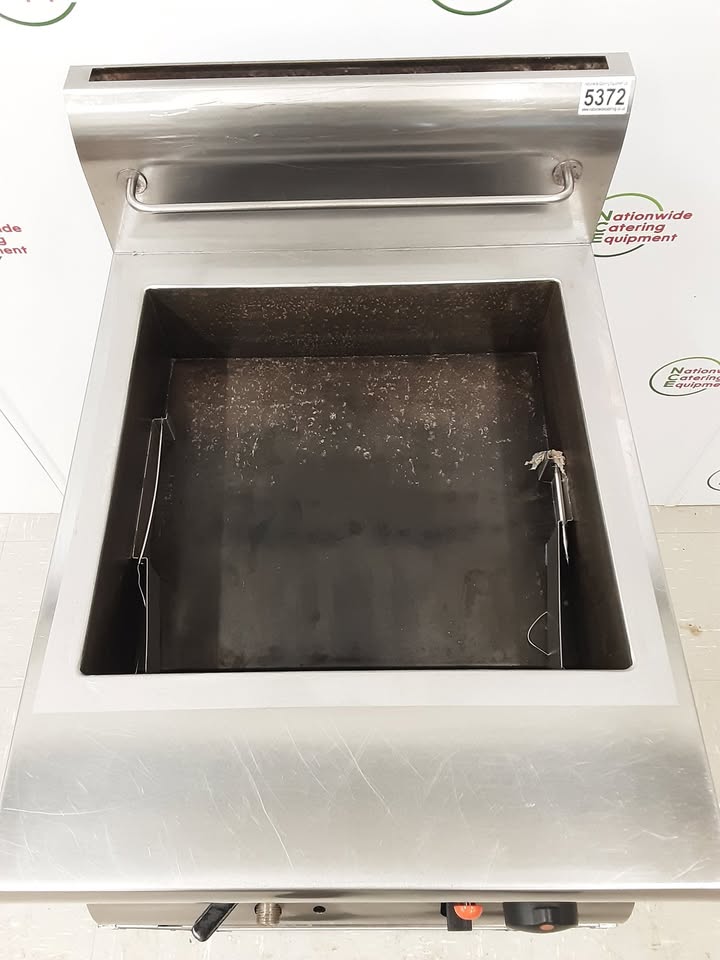 Lincat Silverlink Freestanding Natural Gas Fryer (5372)