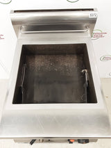 Lincat Silverlink Freestanding Natural Gas Fryer (5372)