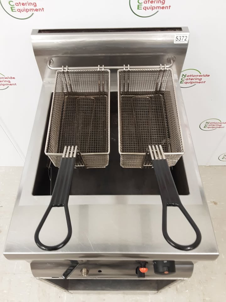 Lincat Silverlink Freestanding Natural Gas Fryer (5372)