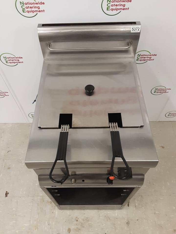 Lincat Silverlink Freestanding Natural Gas Fryer (5372)
