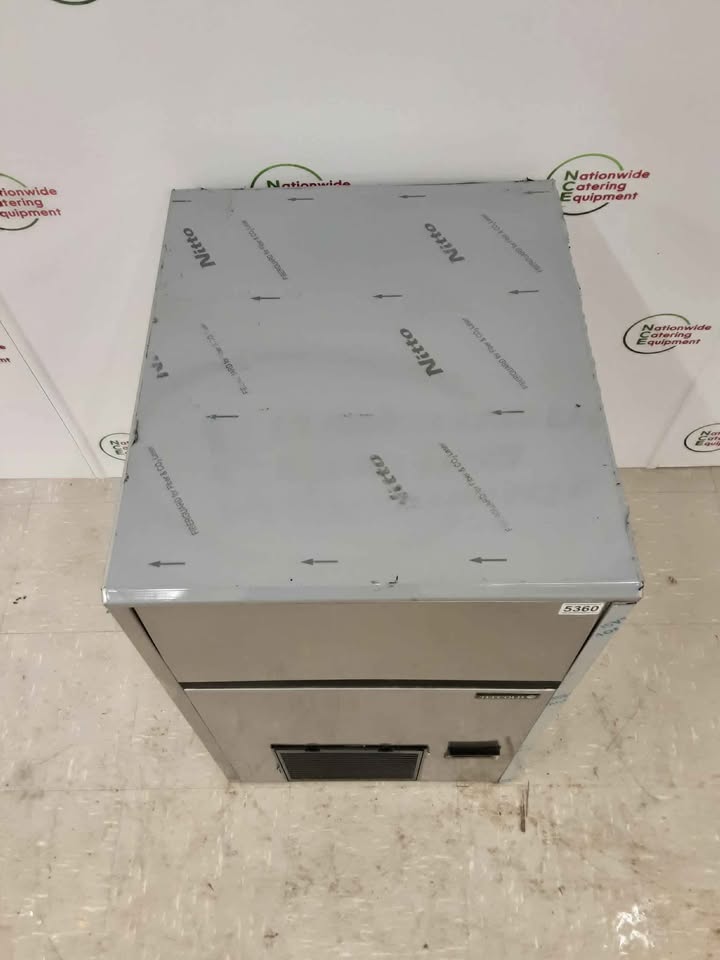 Tefcold Ice Machine, Produces up to 57kg Per 24 Hours (NCE5360)
