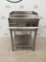 Lincat 60cm Twin Zone 1ph/32amp Electric Griddle On Stand, Model- GS6/T/E (NCE5684)