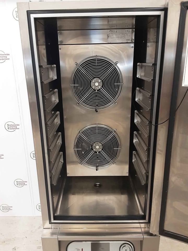 Foster Blast Chiller, 10 1/1 GN Tray/36kg Capacity,13amp,Model-BC36 (NCE5643)
