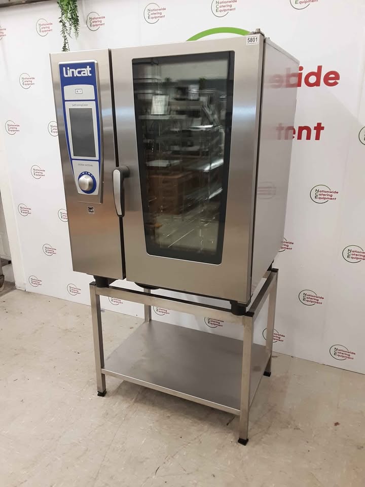 Lincat Badged SCC Rational 10 Grid Electric Combi Oven On Stand (NCE5801)