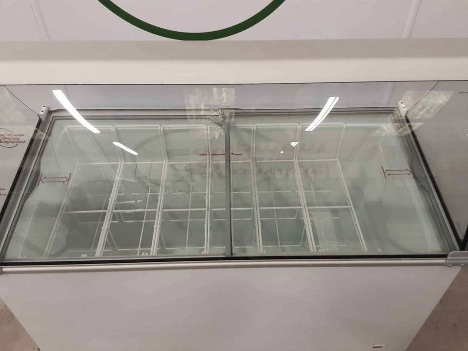 Interlevin Scooping Ice Cream Display Freezer, 132cm, Model-(NCE5874)