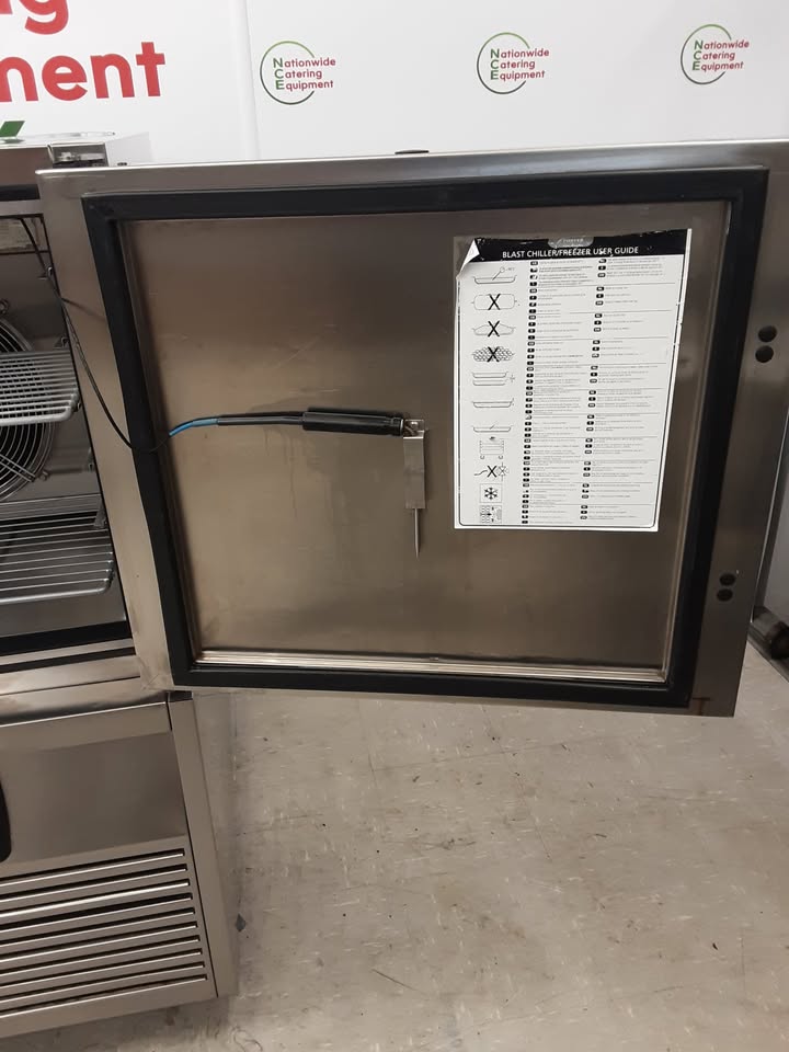 Foster Blast Chiller, 21kg/6x1/1GN Capacity. Model- BCT21 (NCE5905)