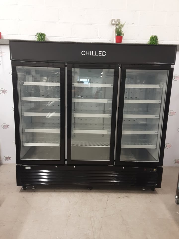 Interlevin Low Energy Three Door Upright Display Fridge, Model- LGC7500 (NCE5929)