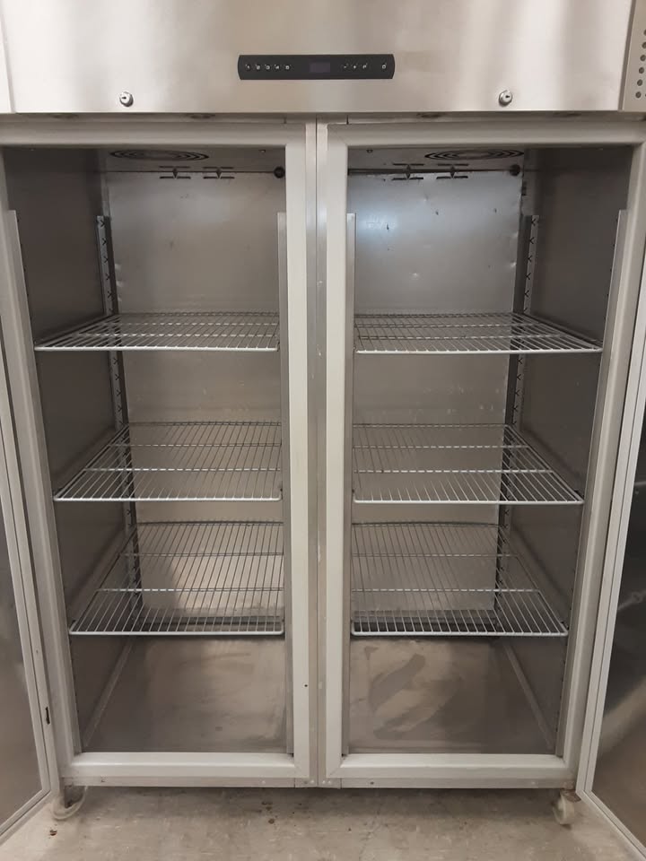 Gram Double Upright Freezer, 1400L Capacity. Model-PLUS1400RSHC (NCE3797)