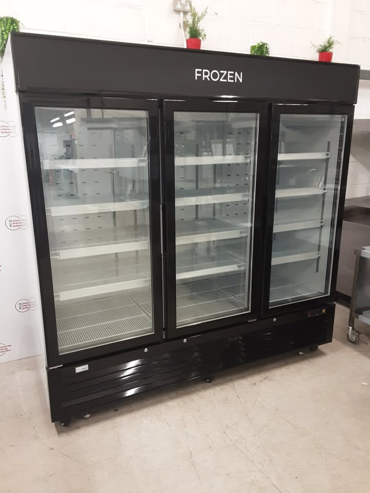 Interlevin Low Energy Three Door Upright Display Freezer, Model- LGF7500 (NCE5931)