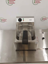 Quattro Single Tank Tabletop Electric (13amp)- New/Un-Used Fryer (NCE6293)