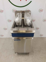 Blueseal GT46 Twin Tank Natural Gas Fryer With New Baskets (NCE6410)
