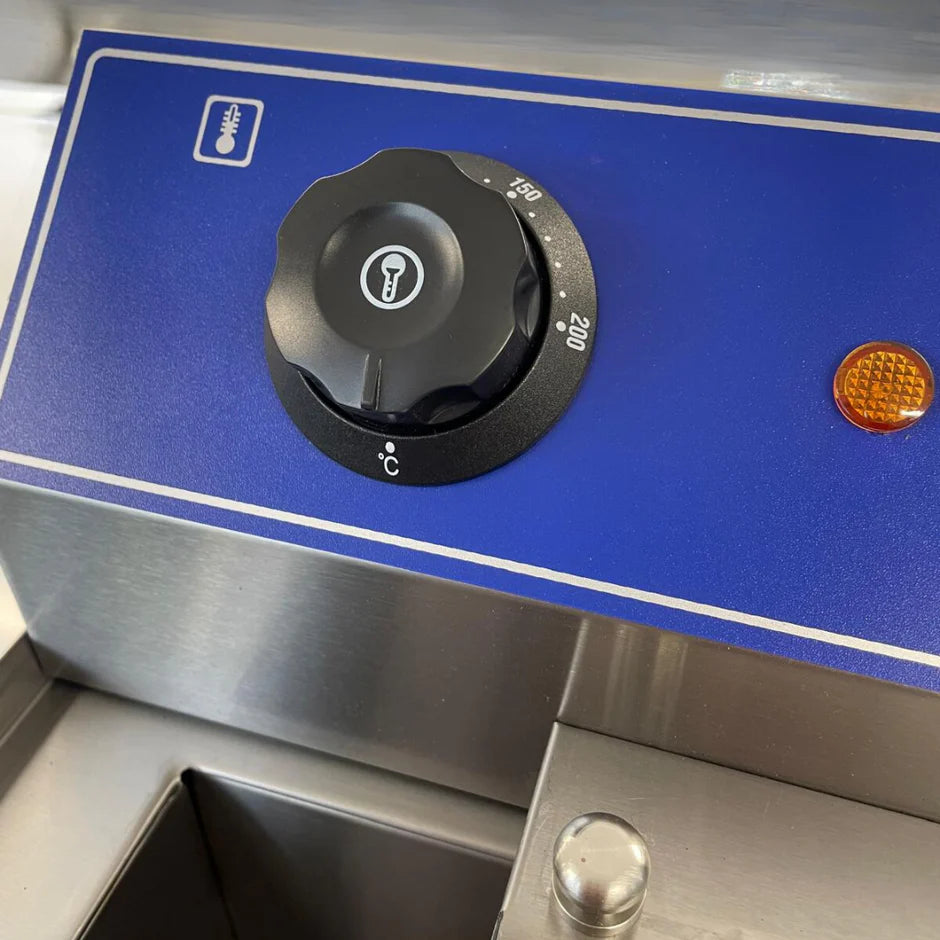 Hamoki Tabletop Twin Electric (13amp) Fryer, 2 x 8L, Model-EF-132 (NCE5854)